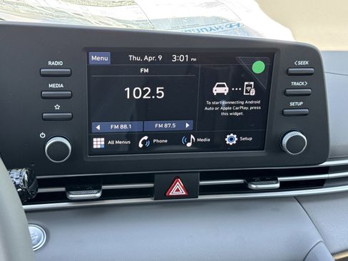 New 2026 Hyundai Elantra SEL Sport Premium FWD image 22