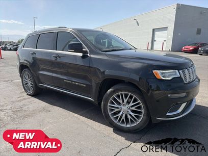 Used 2017 Jeep Grand Cherokee Summit w/ Platinum Series Group