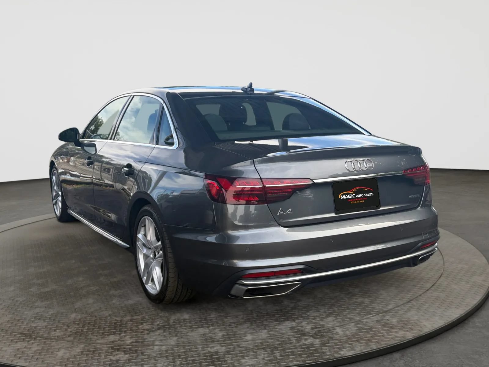 Used 2023 Audi A4 2.0T Premium w/ Convenience Package AWD/4WD image 8