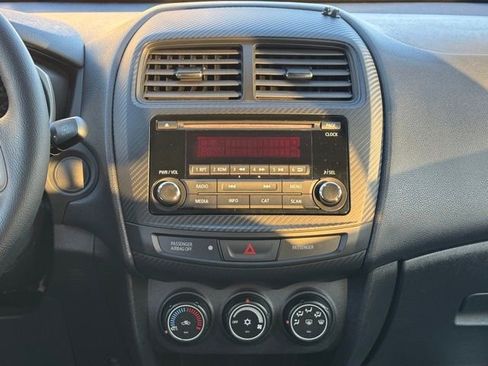 Used 2015 Mitsubishi Outlander Sport ES image 20