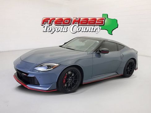 Used 2024 Nissan Z NISMO w/ Floor Mat Package RWD image 1