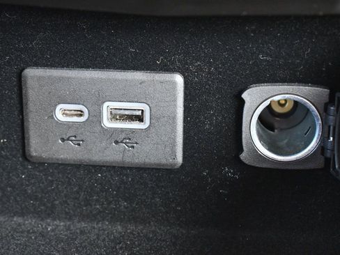 Used 2020 Cadillac XT4 Premium Luxury image 24