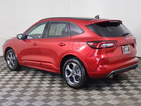 Used 2024 Ford Escape ST-Line FWD image 9