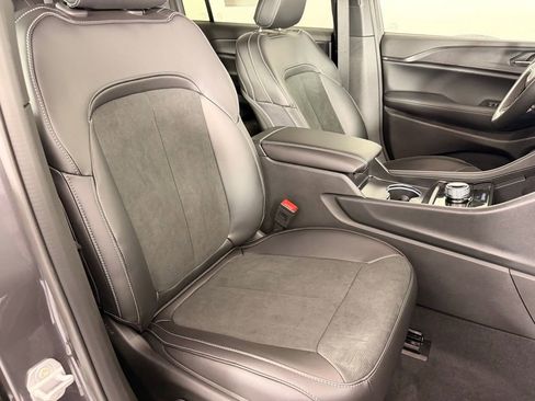 New 2025 Jeep Grand Cherokee L Laredo AWD/4WD image 30