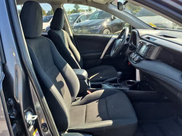 Used 2018 Toyota RAV4 LE w/ All Weather Liner Package AWD/4WD image 20