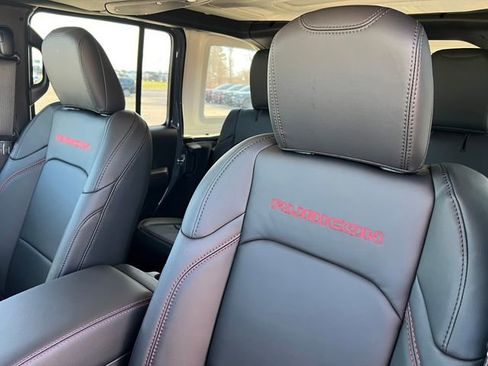 New 2026 Jeep Wrangler Unlimited Rubicon w/ Xtreme 35 Tire Package image 14