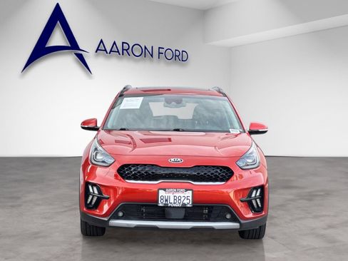Used 2020 Kia Niro Touring image 8