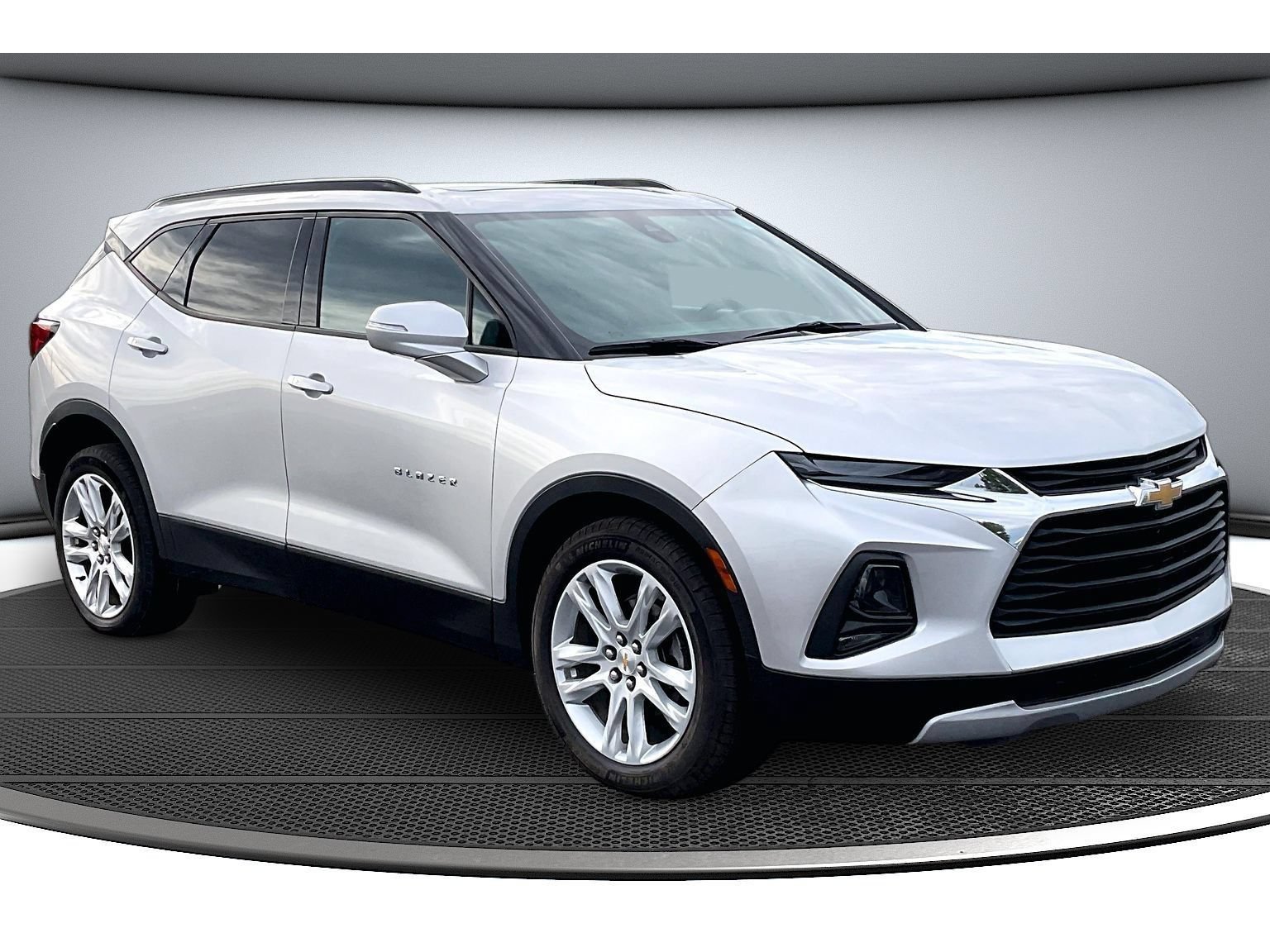 Used 2019 Chevrolet Blazer LT w/ Sun and Wheels Package AWD/4WD image 13
