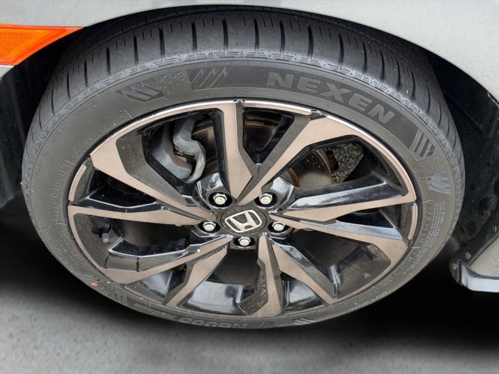 Used 2018 Honda Civic Sport image 13