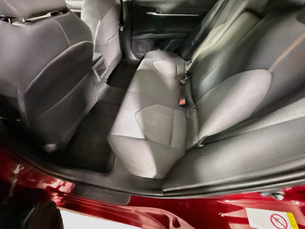Certified 2018 Toyota Camry LE FWD image 26