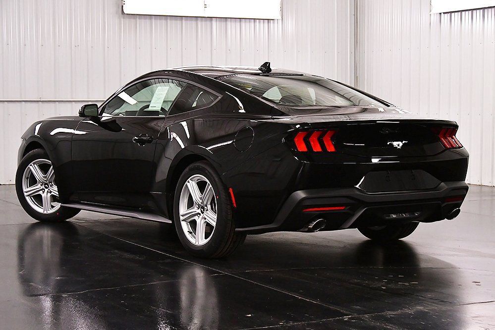 New 2026 Ford Mustang Coupe RWD image 5