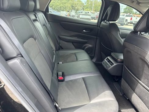 Used 2023 Nissan Ariya FWD image 13