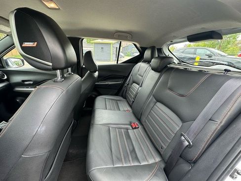 Used 2019 Nissan Kicks SR w/ SR Premium Package FWD image 16