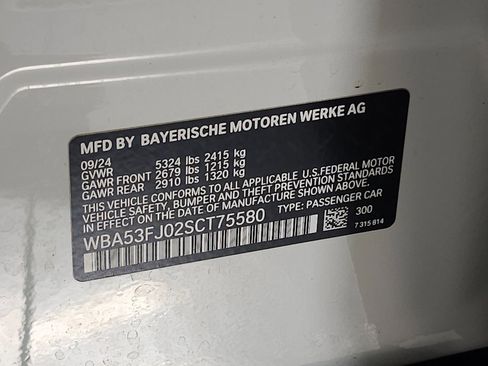 Certified 2025 BMW 530i xDrive w/ M Sport Package image 41