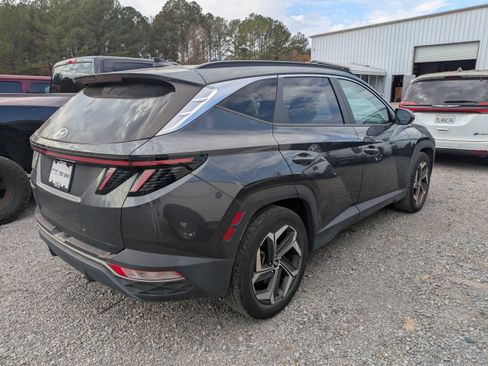 Used 2023 Hyundai Tucson SEL w/ Convenience Package image 2
