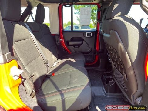 Used 2018 Jeep Wrangler Unlimited Rubicon w/ Dual Top Group AWD/4WD image 7