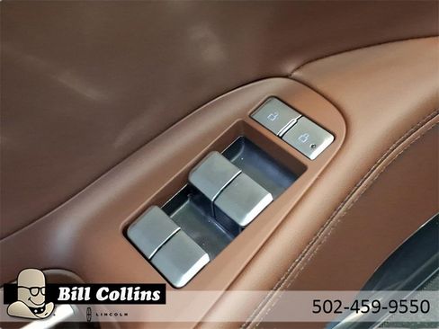 New 2026 Lincoln Navigator Reserve image 11