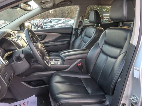 Used 2023 Nissan Murano SV image 25