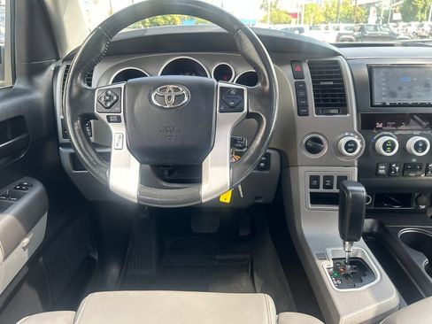 Certified 2017 Toyota Sequoia SR5 w/ Premium Package AWD/4WD image 15