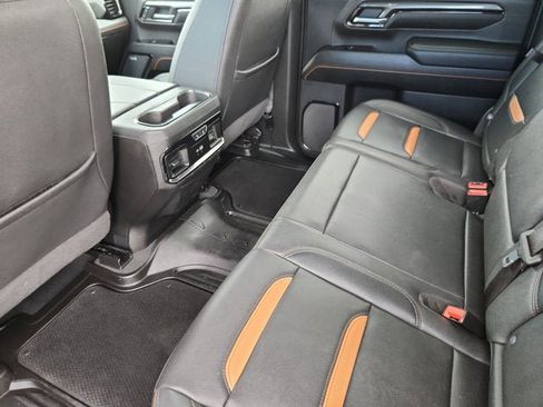 Used 2024 GMC Sierra 2500 AT4 w/ AT4 Premium Plus Package AWD/4WD image 13