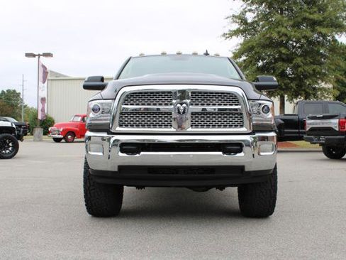 Used 2014 RAM 2500 Laramie w/ Convenience Group image 2