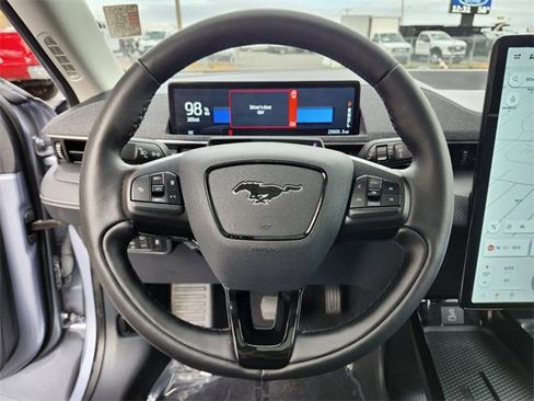 Certified 2022 Ford Mustang Mach-E Premium image 26