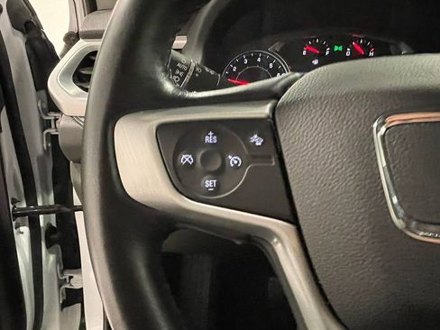 Used 2022 GMC Acadia SLT w/ Elevation Edition image 39