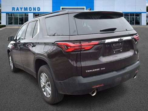 Used 2023 Chevrolet Traverse LT image 5