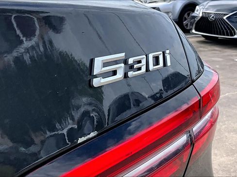 Used 2025 BMW 530i RWD image 28