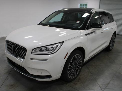 Used 2020 Lincoln Corsair Reserve w/ Equipment Group 202A AWD/4WD image 4