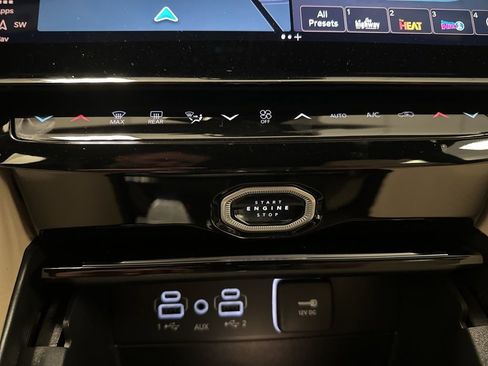 New 2026 Jeep Grand Cherokee Limited AWD/4WD image 35