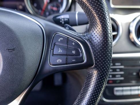 Used 2020 Mercedes-Benz GLA 250 image 19