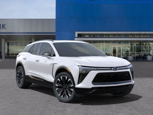 New 2025 Chevrolet Blazer EV RS AWD/4WD image 7
