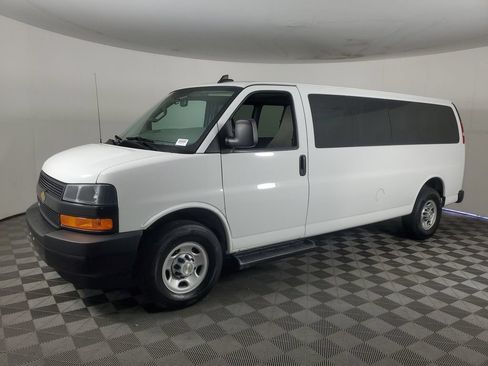 Used 2023 Chevrolet Express 3500 LS RWD image 8