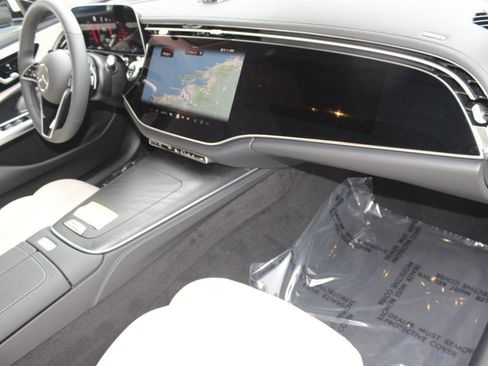 New 2026 Mercedes-Benz E 350 Sedan image 36