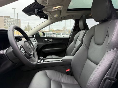 Used 2025 Volvo XC60 B5 Plus w/ Protection Package Premier AWD/4WD image 14