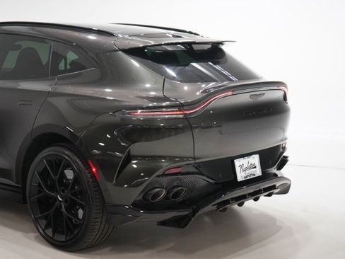Used 2025 Aston Martin DBX 707 image 11