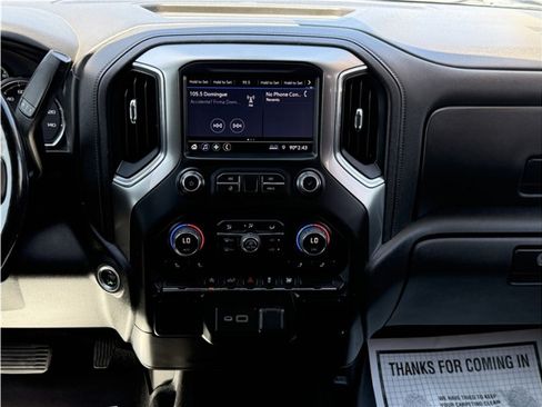 Used 2021 Chevrolet Silverado 1500 LT RWD image 41