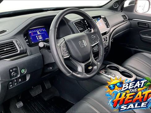 Used 2023 Honda Passport TrailSport image 16