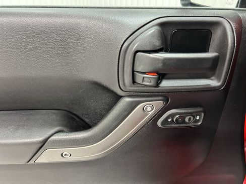 Used 2015 Jeep Wrangler Unlimited Sport w/ Quick Order Package 24S image 16