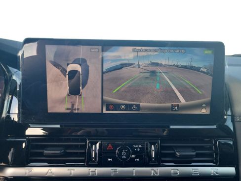 New 2026 Nissan Pathfinder Platinum image 19