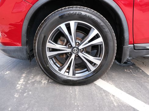 Used 2017 Nissan Rogue SL w/ SL Premium Package image 11