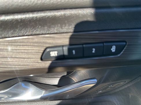 Used 2020 GMC Terrain SLT image 8