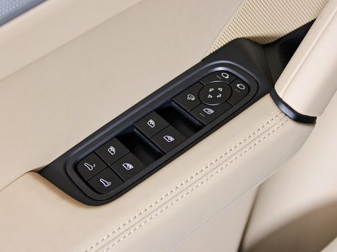 New 2026 Porsche Cayenne Coupe image 16