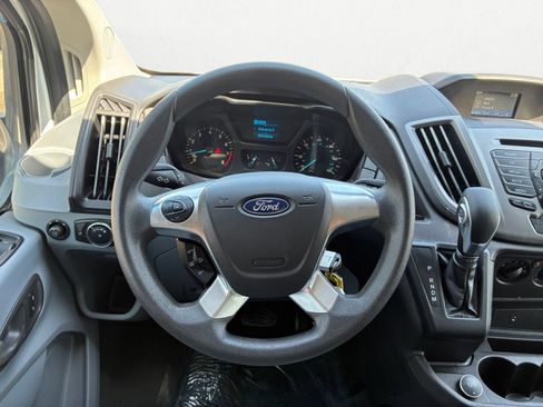 Used 2019 Ford Transit 350 XLT RWD image 9