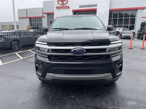 Used 2022 Ford Expedition Max XLT RWD image 3