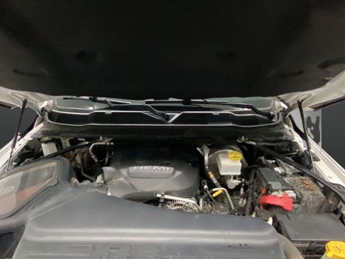 Used 2019 RAM 2500 Big Horn w/ Towing Technology Group AWD/4WD image 25