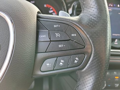 Used 2024 Dodge Durango GT image 19