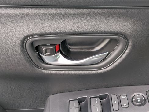 Used 2026 Honda HR-V LX image 12