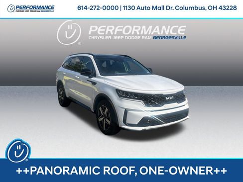 Used 2023 Kia Sorento S w/ Panoramic Sunroof Package FWD image 1